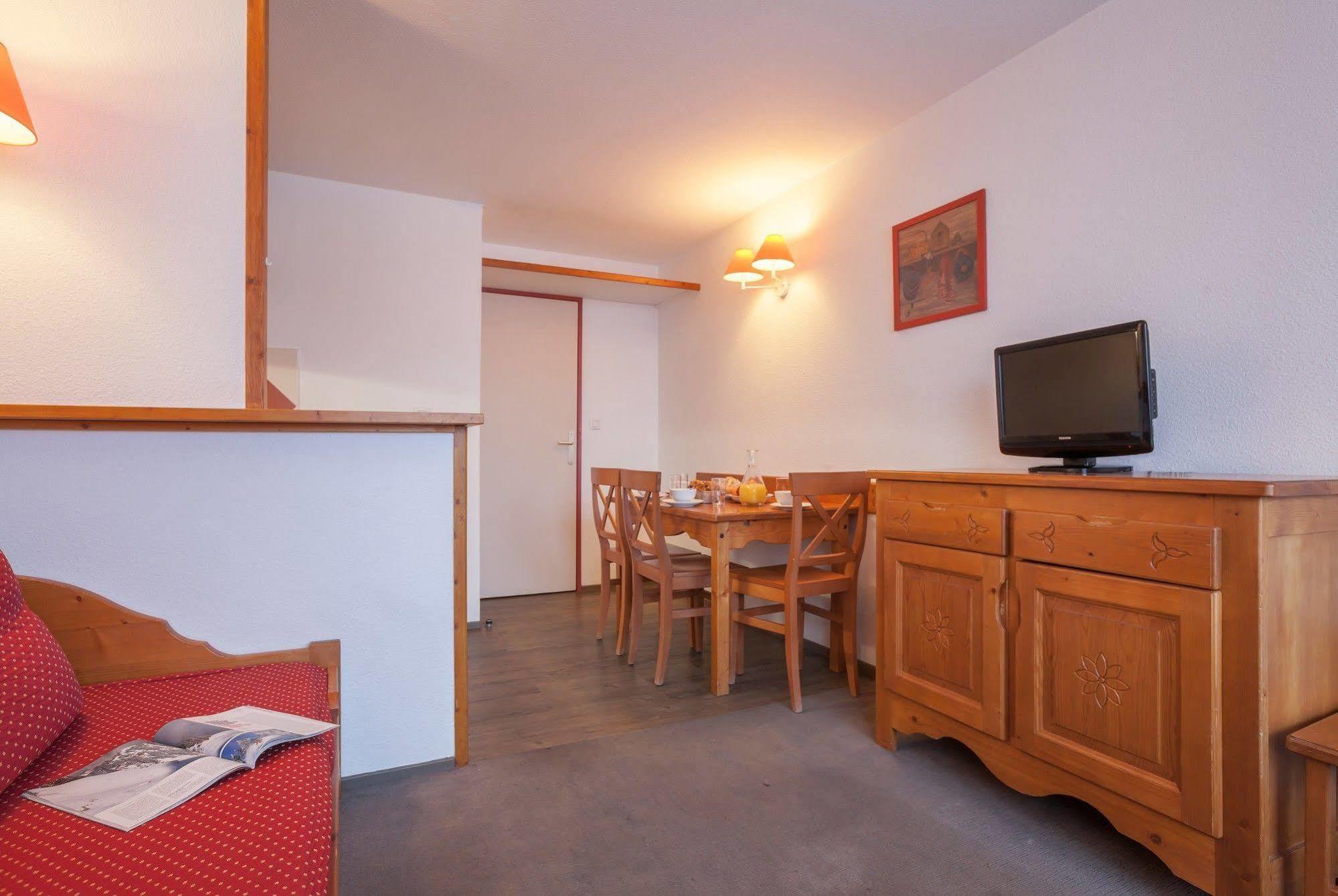 Résidence Les Mélèzes Alpe d'Huez Exterior foto